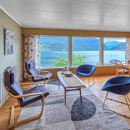 Awesome In Eidfjord With House Sea View Hébergement de vacances *